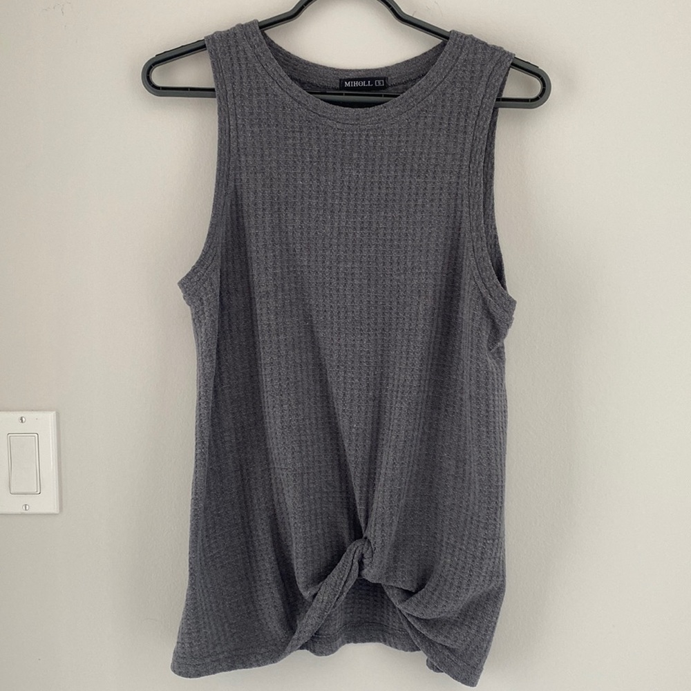 LAST CHANCE❗️ Gray Front Knot Tank
